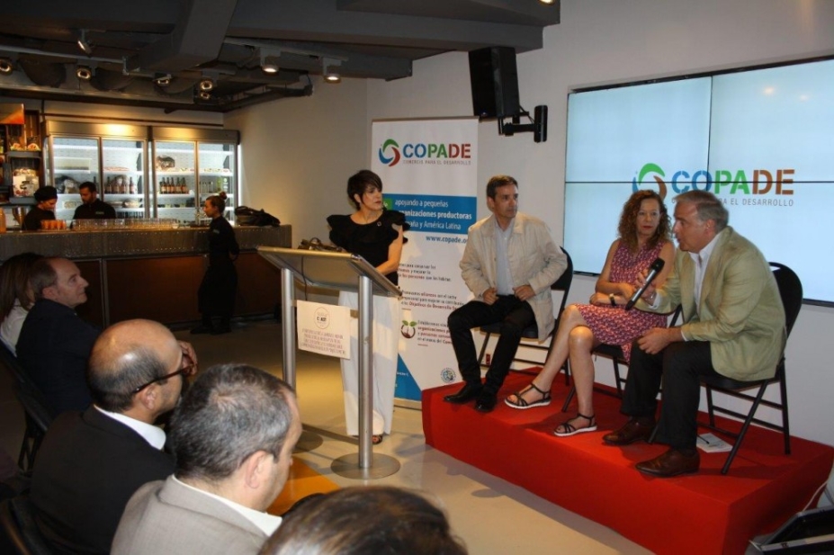 El comercio justo llega al vending de la mano de COPADE El comercio justo llega al vending de la mano de COPADE